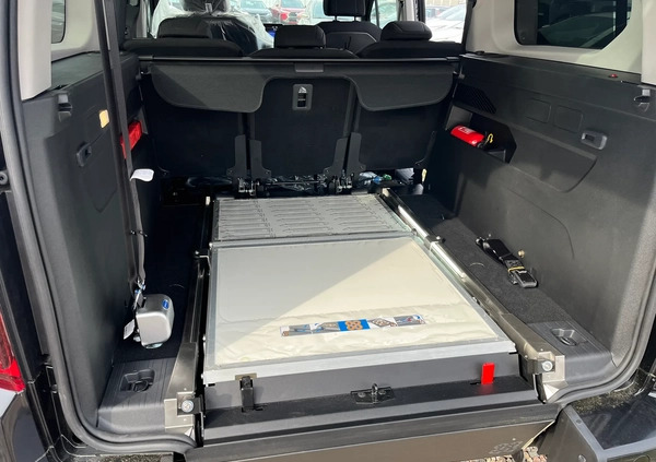 Toyota Proace City Verso cena 215900 przebieg: 5, rok produkcji 2023 z Maków Mazowiecki małe 301